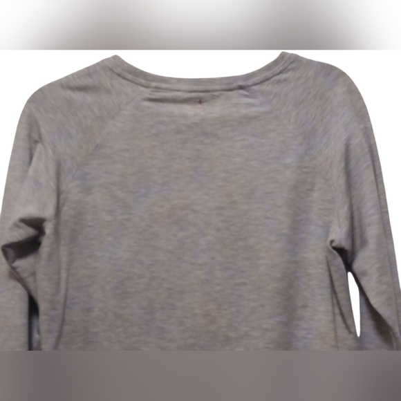 Danskin - NWOT, Ladies Gray Sweatshirt, Long Sleeves, Over Lapping Slits On Both - Picture 4 of 10